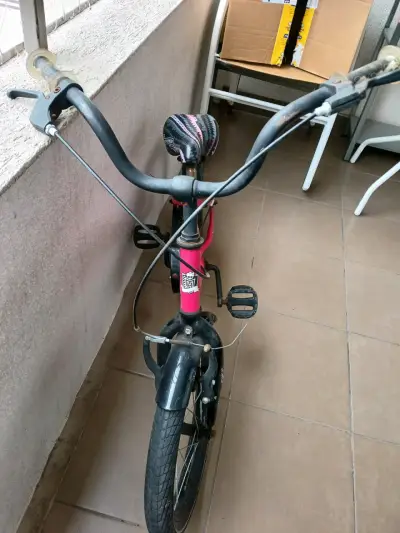 Bicicleta infantil Monster High rosa - miniatura 3