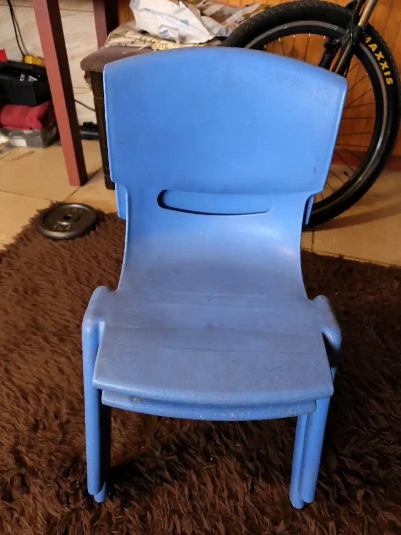 Silla infantil azul - 1