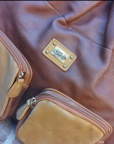 Cartera de cuero café - miniatura 1