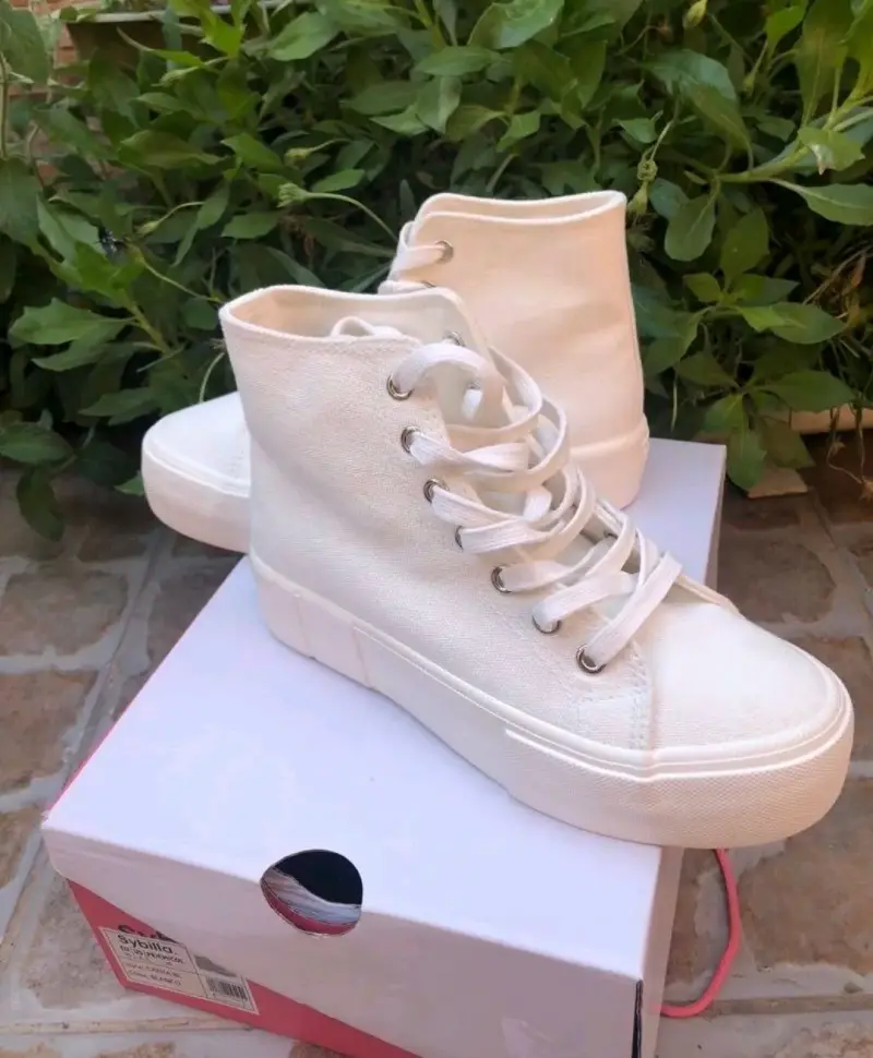 Zapatillas blancas Sybilla - 2