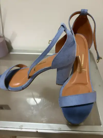 Tacones azules de gamuza Vizzano - miniatura 4