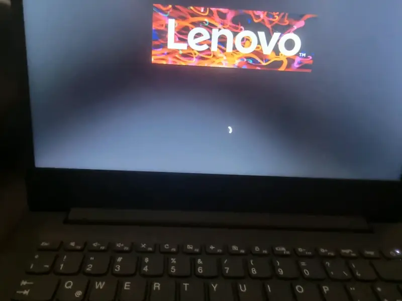 Notebook Lenovo gris oscuro - 3