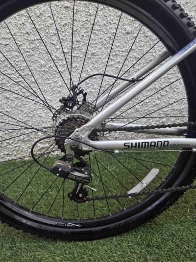 Bicicleta Jeep gris aro 29 M - miniatura 3