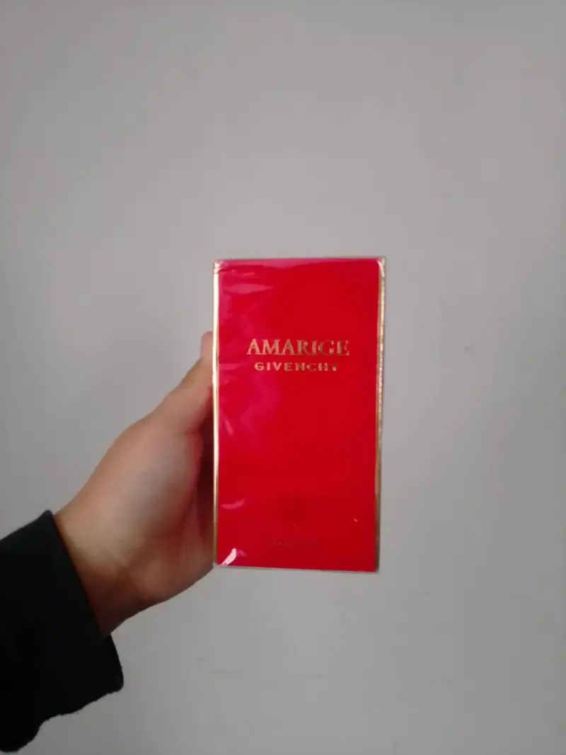 Perfume Amarige Givenchy nuevo