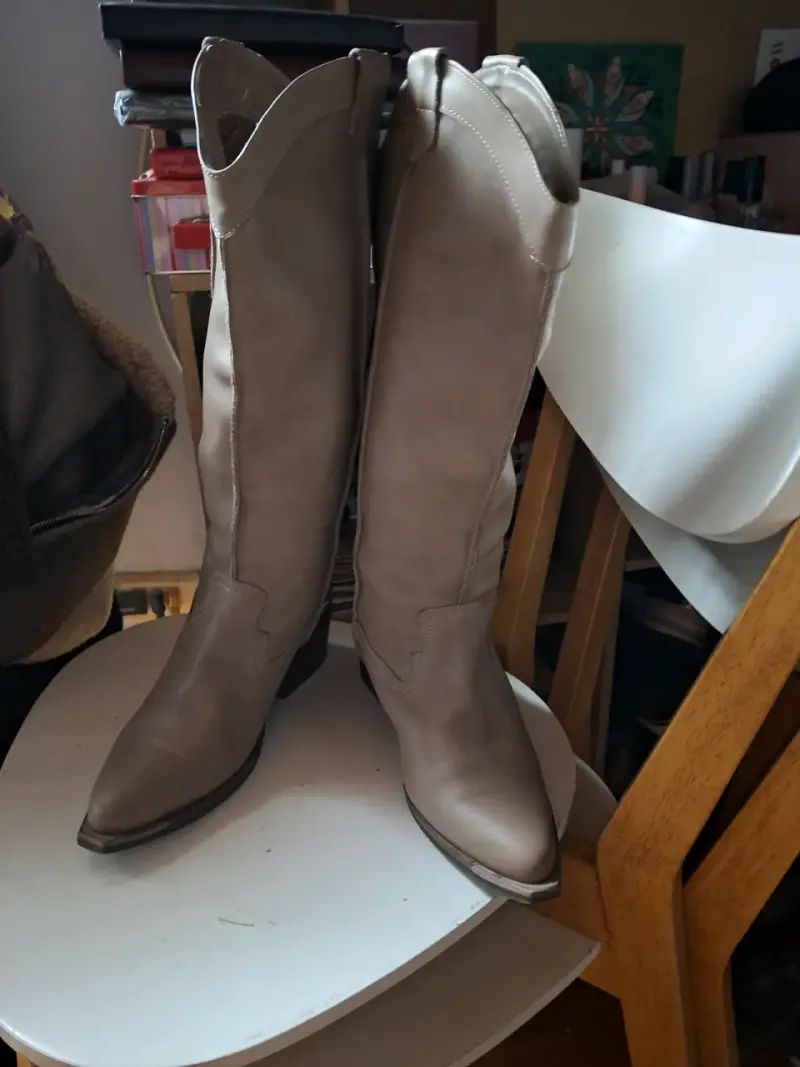 Botas vaqueras beige