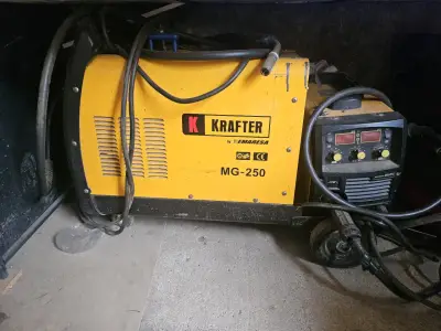 Soldadora Krafter MG-250 - miniatura 3