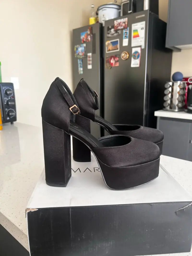Zapatos taco alto negros Marquis - 2