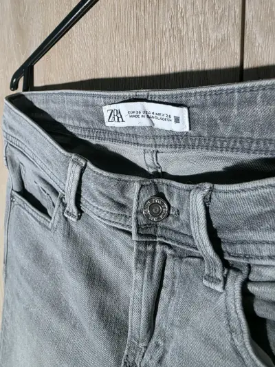 Jeans Zara 36 - miniatura 2