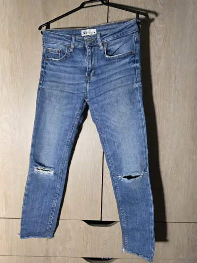 Jeans Zara 38 - miniatura 1