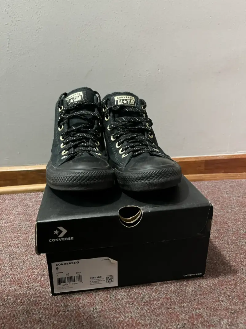 Zapatillas Converse negras con dorado de lona - 3