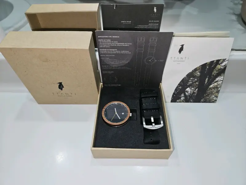 Reloj de madera Ttanti nuevo - 1