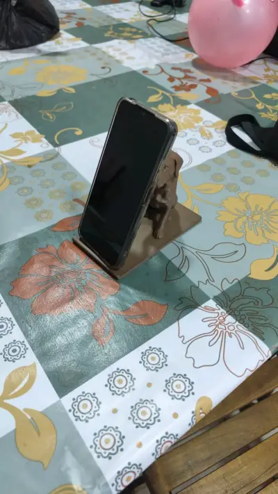 Soporte celular/tablet decorativa perro marrón 3d - miniatura 3