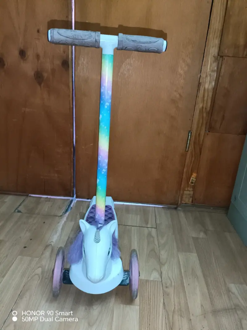 Patinete unicornio para niños - 1