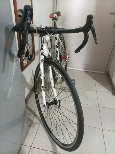 Bicicleta Fuji Roubaix 1.3 2019 - miniatura 6