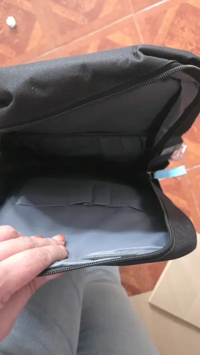 Mochila negra Stitch - miniatura 2
