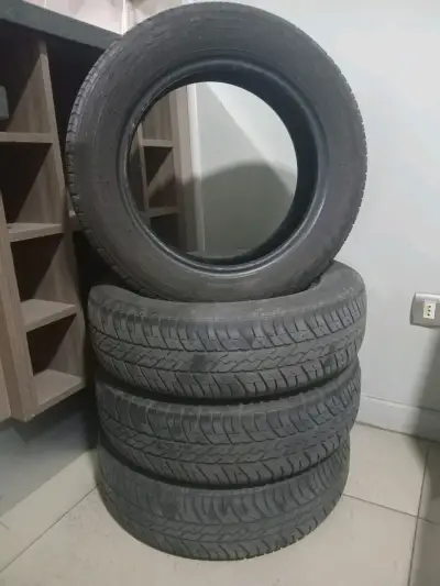 Neumáticos goodyear 145 / 70R 13 - miniatura 1