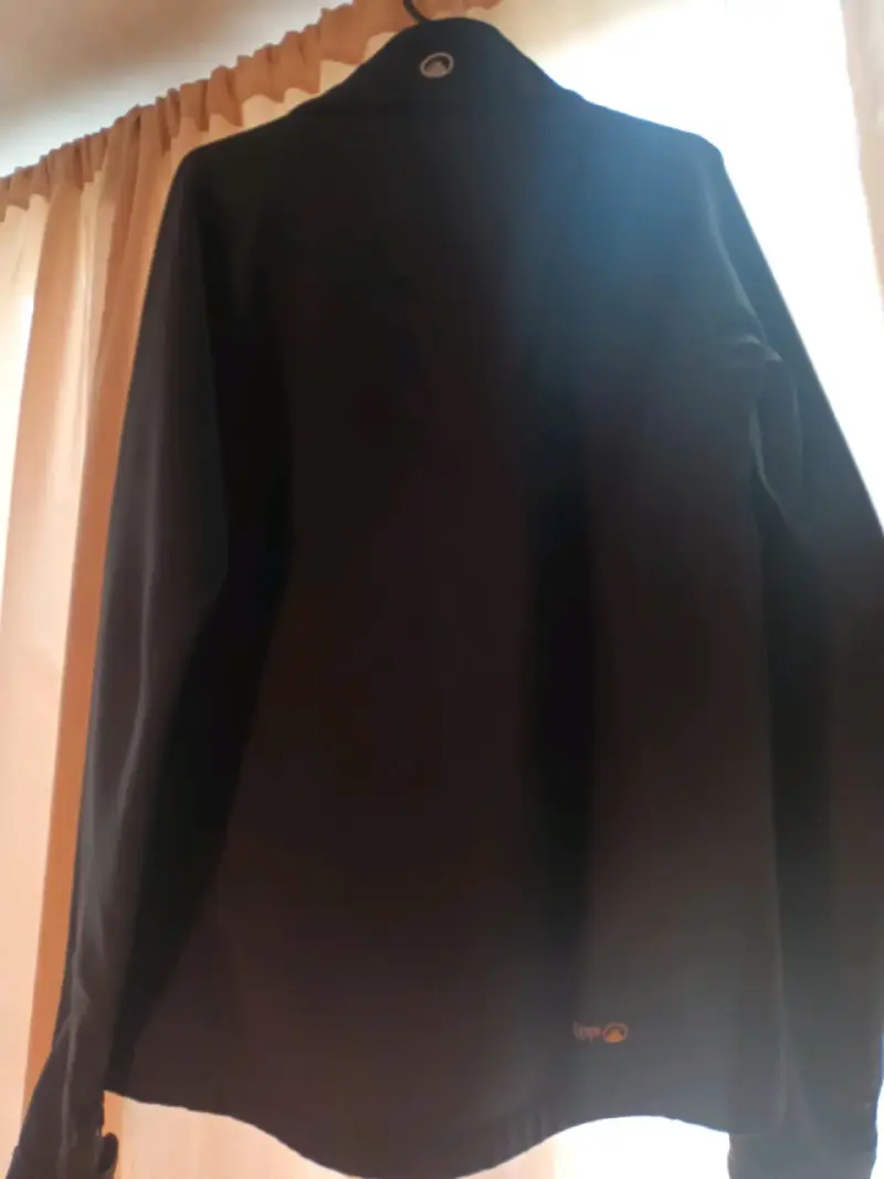 Chaqueta negra Uppi - 5
