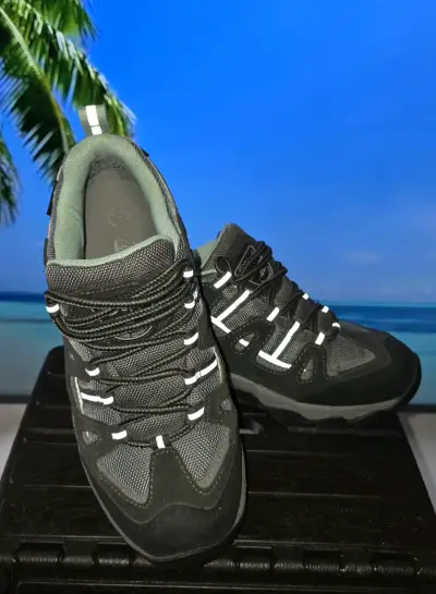 Zapatillas outdoor negras Upp - miniatura 4