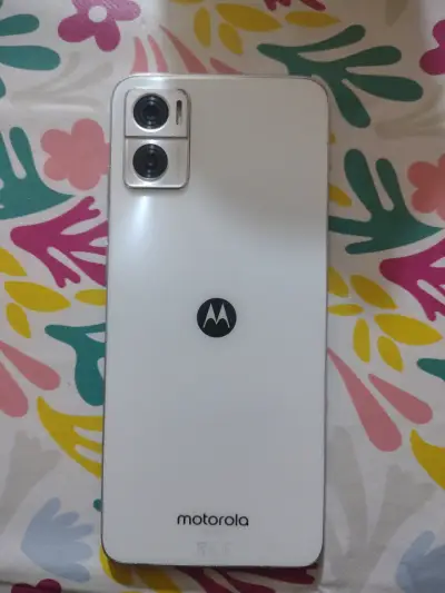 Motorola E22i - miniatura 2