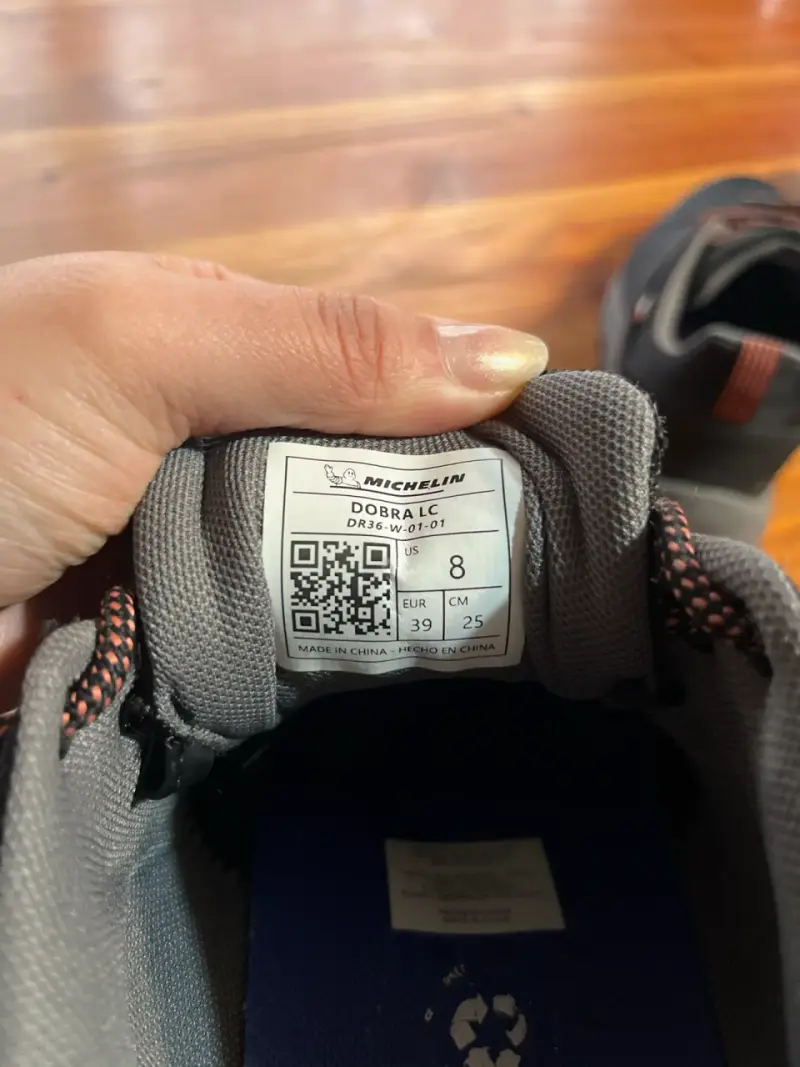 Zapatillas de trekking negras marca Michelin - 6