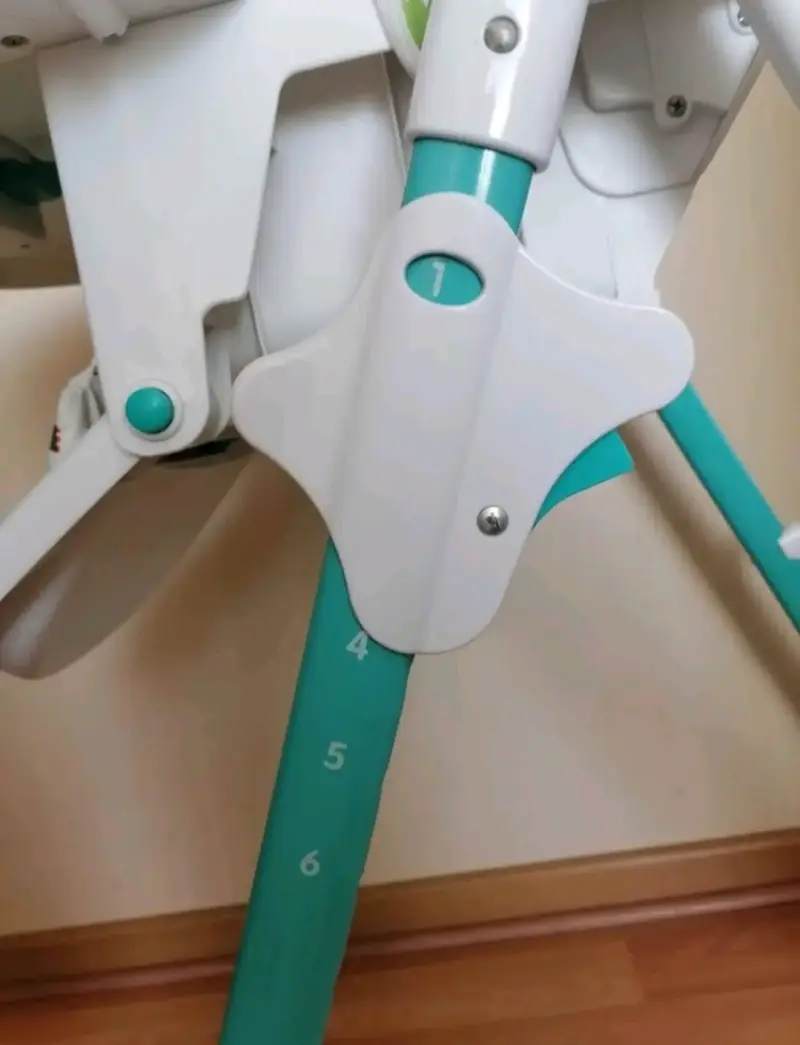 Silla de comer para bebé . - 5
