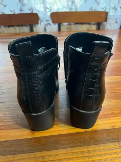 Botines negros de cuero sintético - miniatura 5
