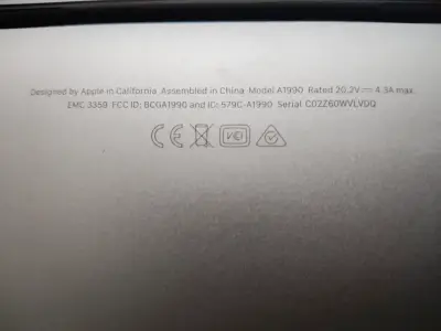 Cargador Apple Modelo A1990 - miniatura 1