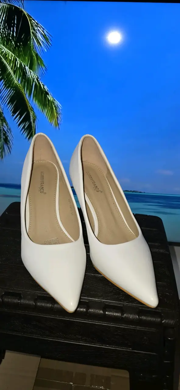 Tacones beige elegantes - 2