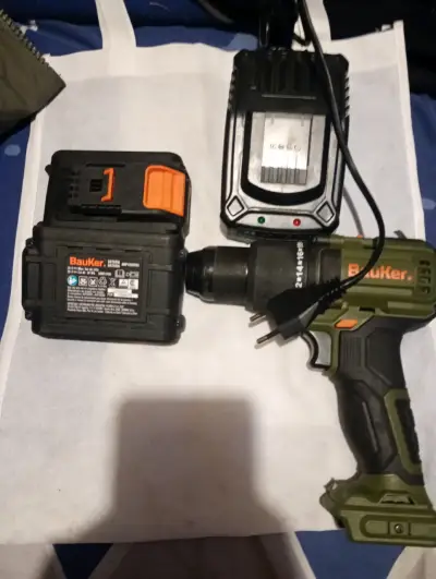 Taladro Bauker inalámbrico verde - miniatura 4