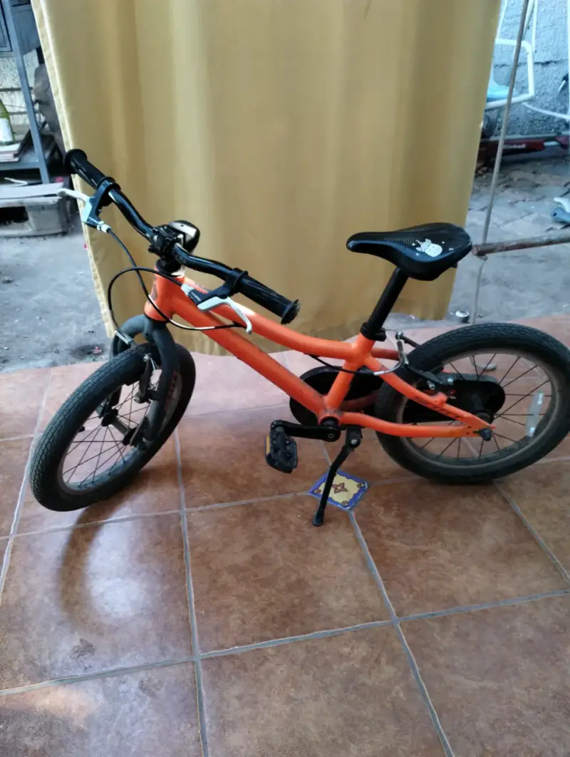 Bicicleta infantil naranja - 2