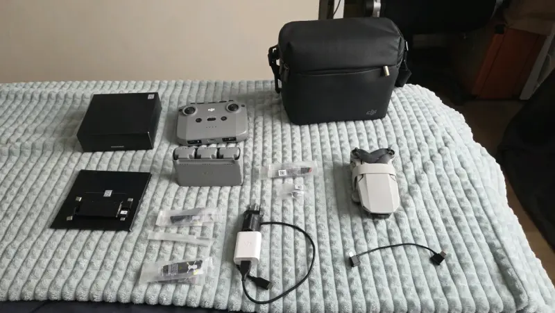 Drone DJI mini 2 con accesorios completos. - 1