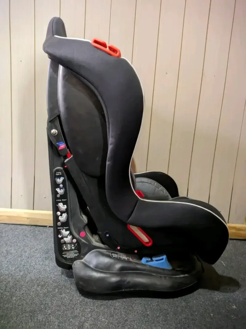 Silla para auto - 4