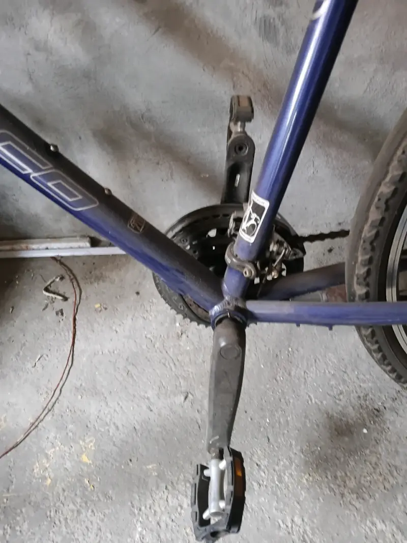 Bicicleta montaña azul usada - 3
