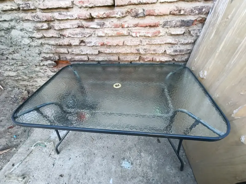 Mesa de vidrio para exterior - 3