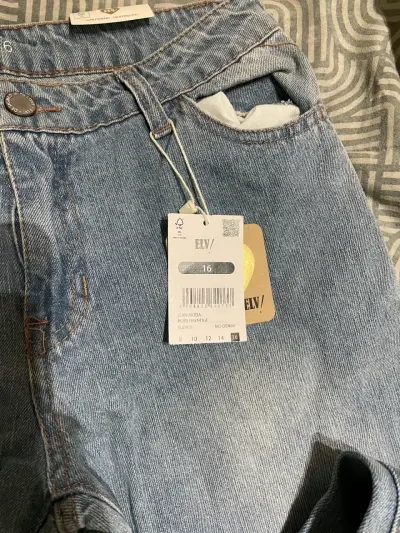 Jeans niña nuevos talla 16 - miniatura 2