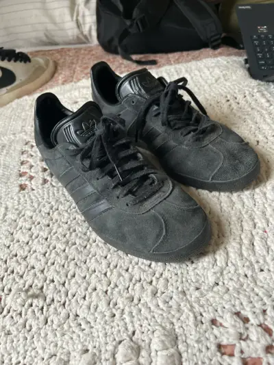 Zapatillas adidas - miniatura 3
