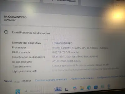 Laptop Lenovo ThinkPad usada - miniatura 3