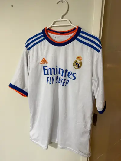 Camiseta deportiva Real Madrid - miniatura 1