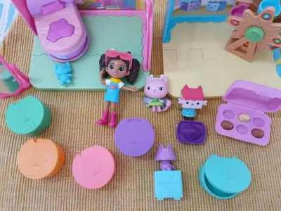 Set de juego casa de muñecas de Gabby - miniatura 2