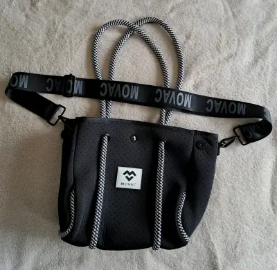 Bolso negro Movac con asas - miniatura 1