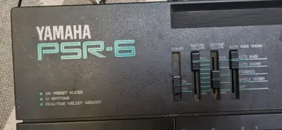 Teclado Yamaha PSR-6 - miniatura 2