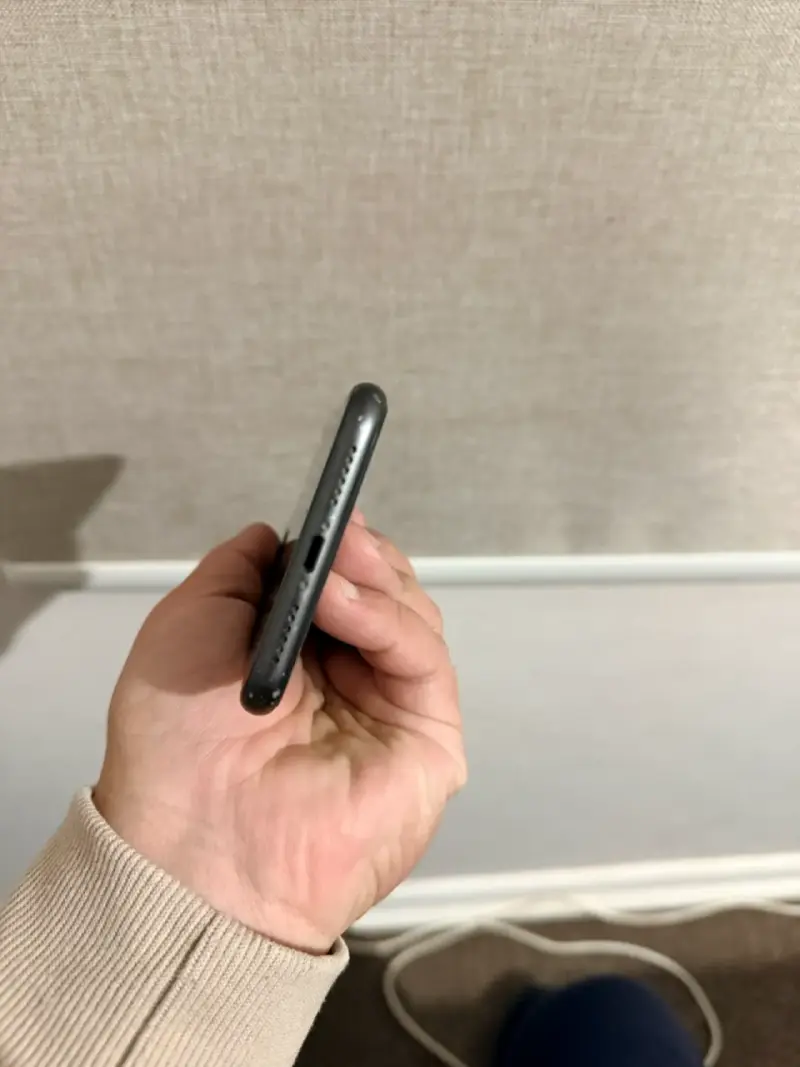 iPhone11 64GB, con carcasa protectora - 6