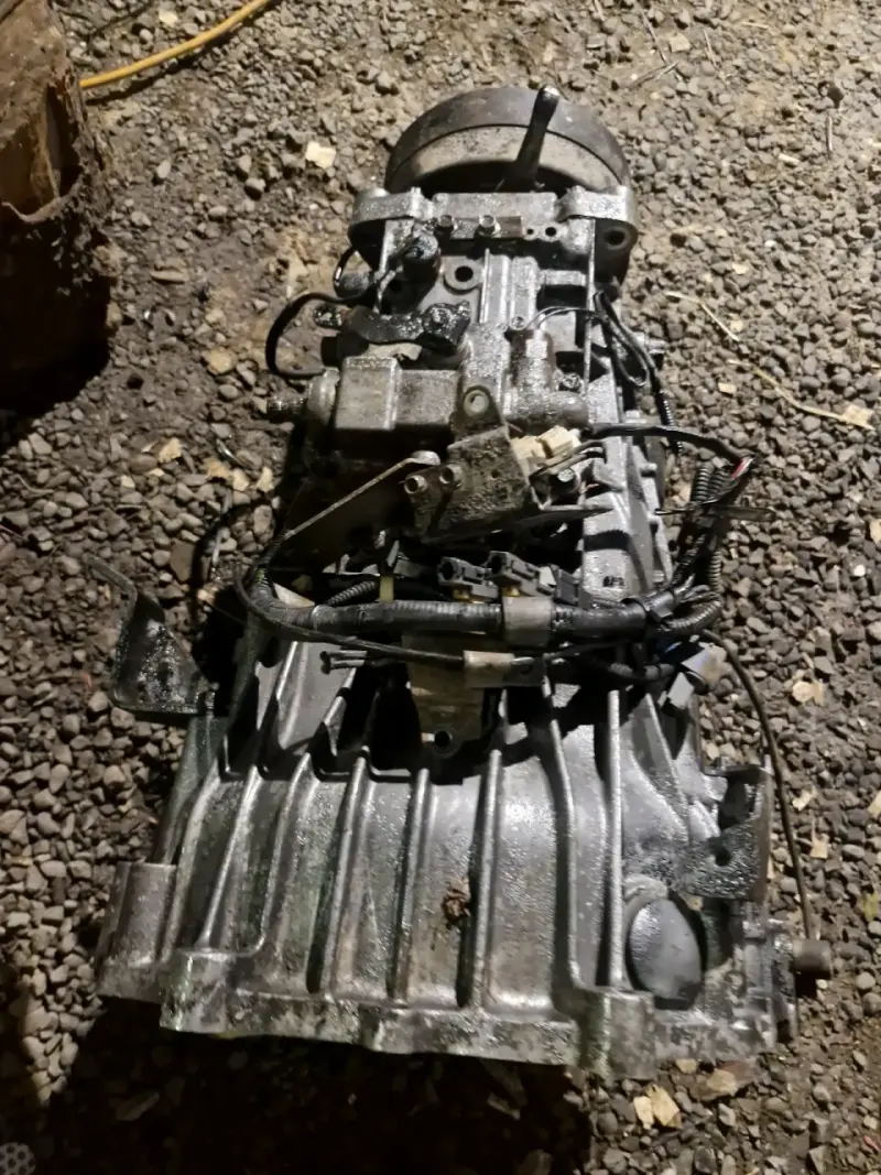 Transmisión de auto usada MO36 - 3