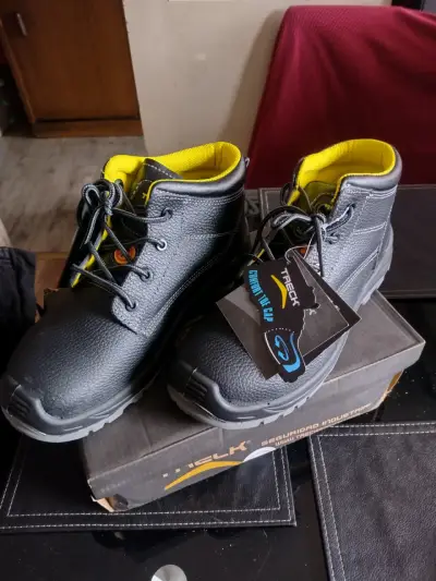 Botas de seguridad negras Treck - miniatura 3