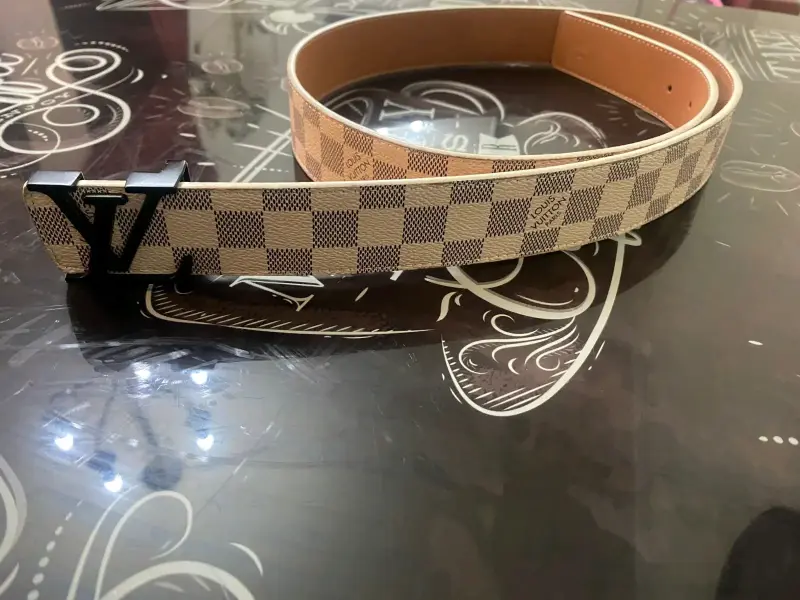 Cinturón damero beige elegante - 3