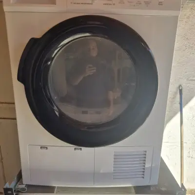 Secadora MIDEA 9KG por Condensacion - miniatura 1