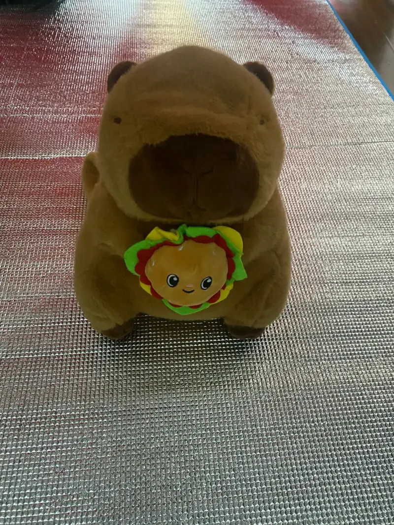 Mochila peluche café con llavero - 3