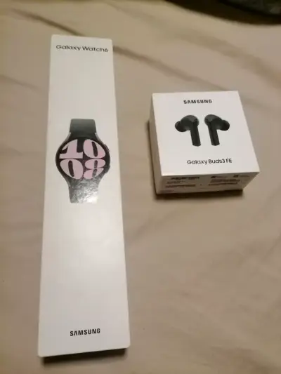Samsung Galaxy Watch6 y Buds3 FE - miniatura 1
