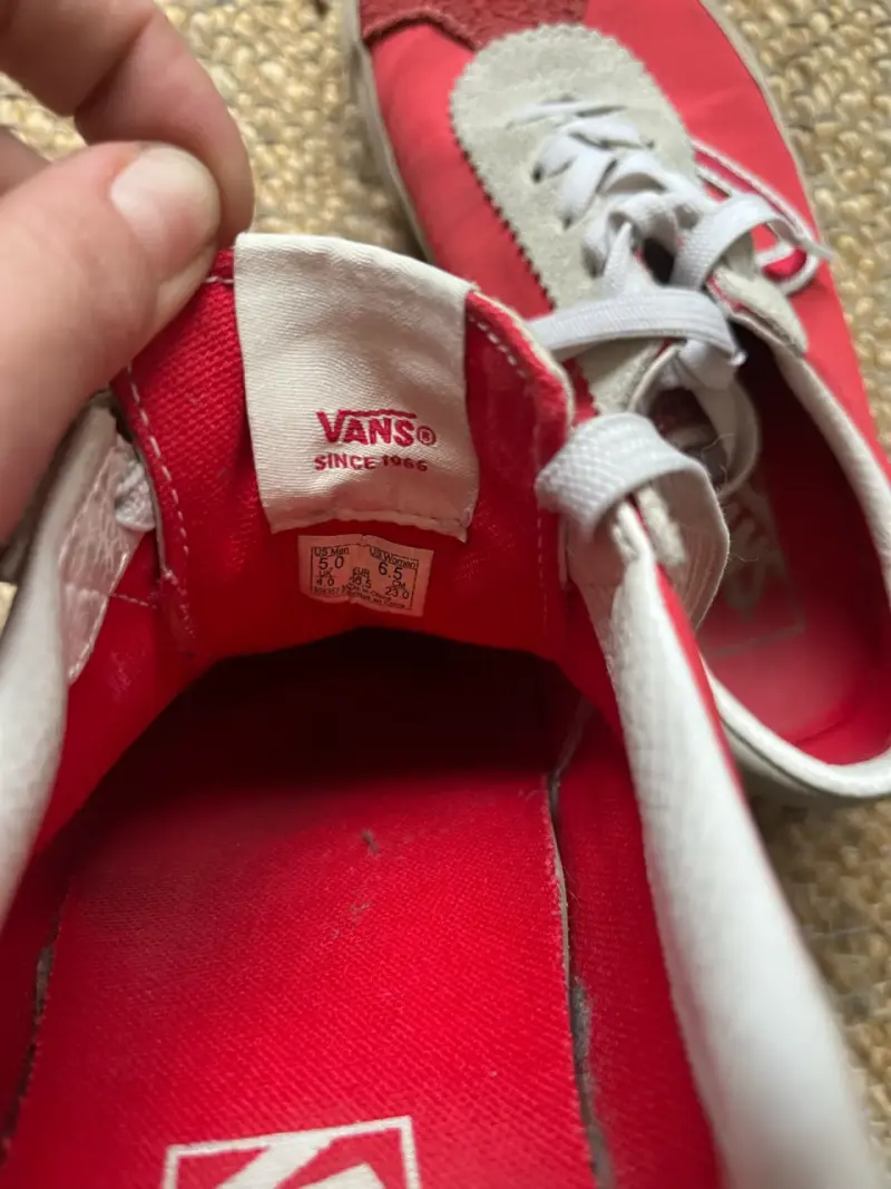 Zapatillas Vans rojas usadas - 5