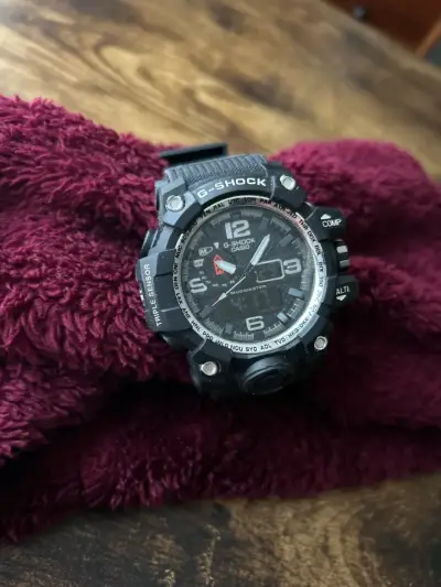 Reloj G-Shock negro resistente - miniatura 2